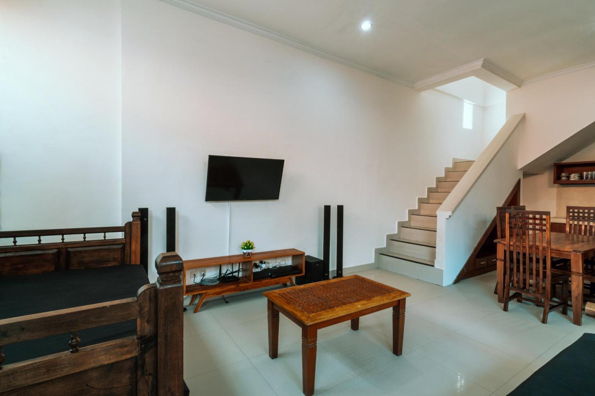 Umah Kita Apartamento Seminyak Exterior foto