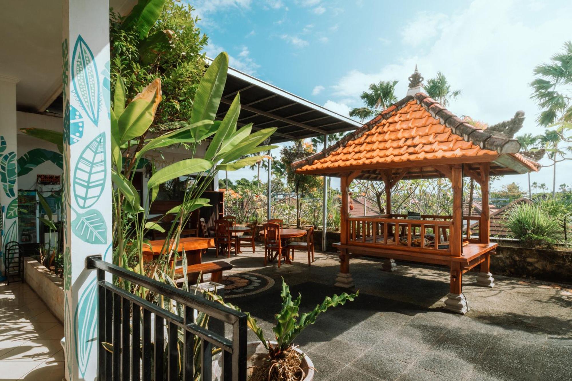Umah Kita Apartamento Seminyak Exterior foto