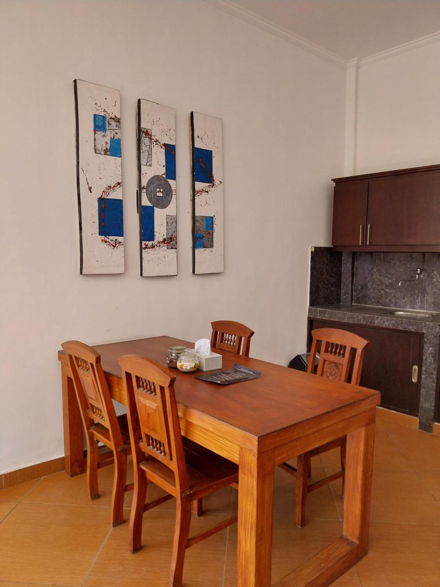 Umah Kita Apartamento Seminyak Exterior foto